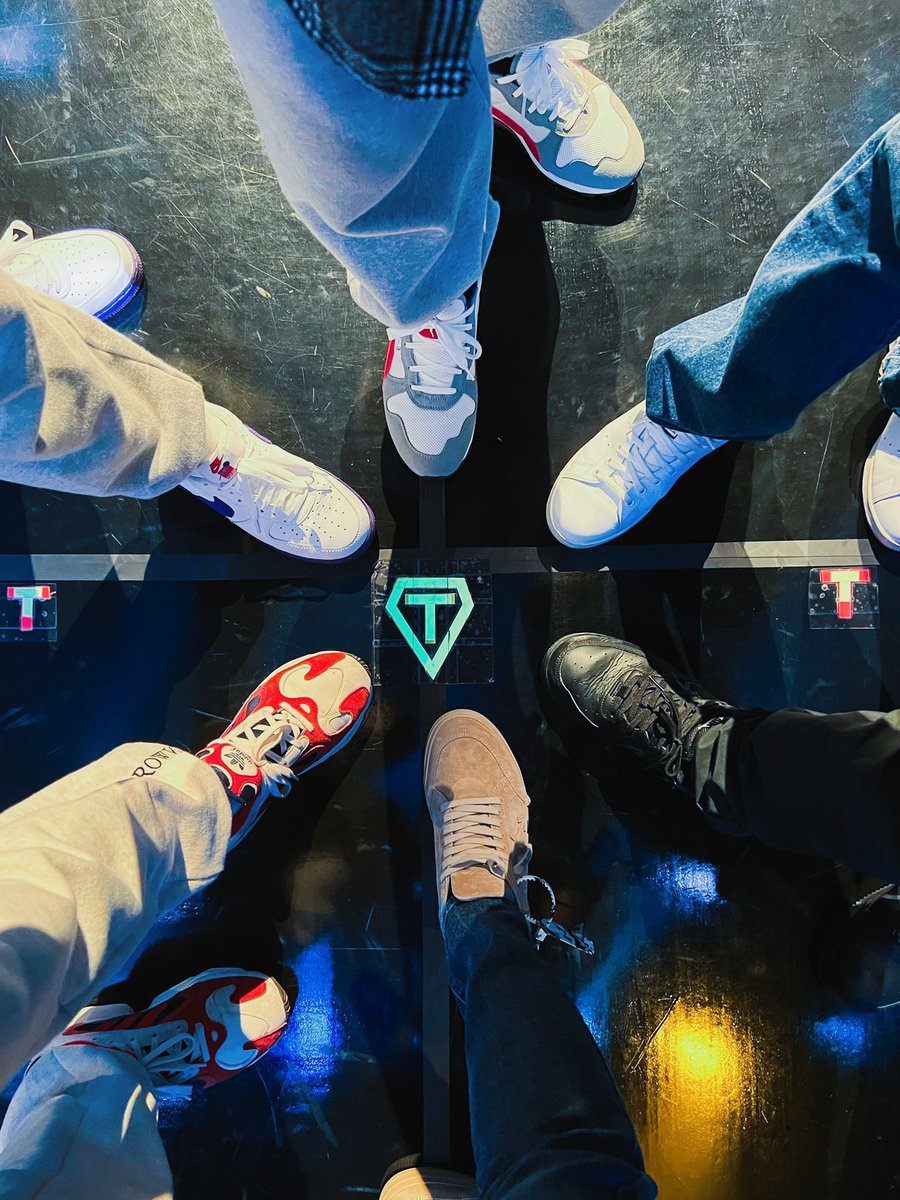 ONFisthenewblk's tweet photo. 오엔에프가 조아 https://t.co/PFgmphI4NR