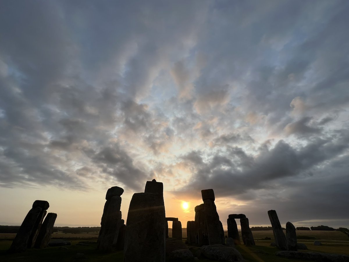 Stonehenge U.K tweet media