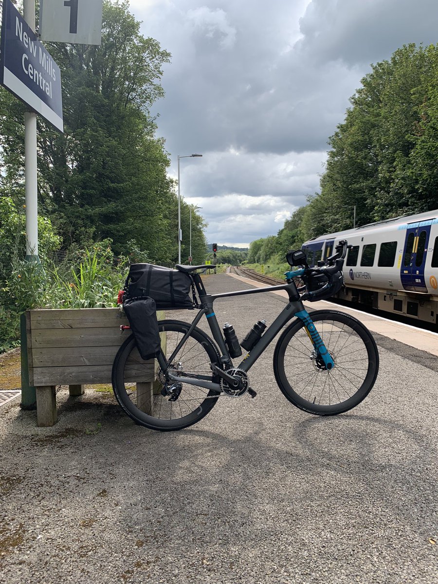 KevinClimate's tweet photo. On a lecture tour of Ireland, Dublin-Ballina-Cork-Dublin. Train from the Peak District, ferry from Holyhead, then ~100mile-days around the Emerald Isle powered by legs &amp; a bike (barring mechanicals/mishaps). Weather looks https://t.co/9L0OARP9YR, but the ‘crack’ should be good. https://t.co/GZfIbgzzrf