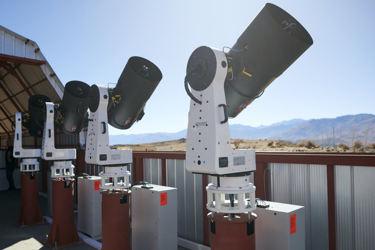 Uruchomiliśmy dla ⁦@POLSA_GOV_PL⁩ 12 nowoczesnych teleskopów do śledzenia satelitów i śmieci kosmicznych! Australia, Chile, RPA + 2 instalacje w 2024. To największy polski projekt tego typu i poważny upgrade w EUSST. Krok milowy dla #spacesafety #bezpieczenstwokosmiczne