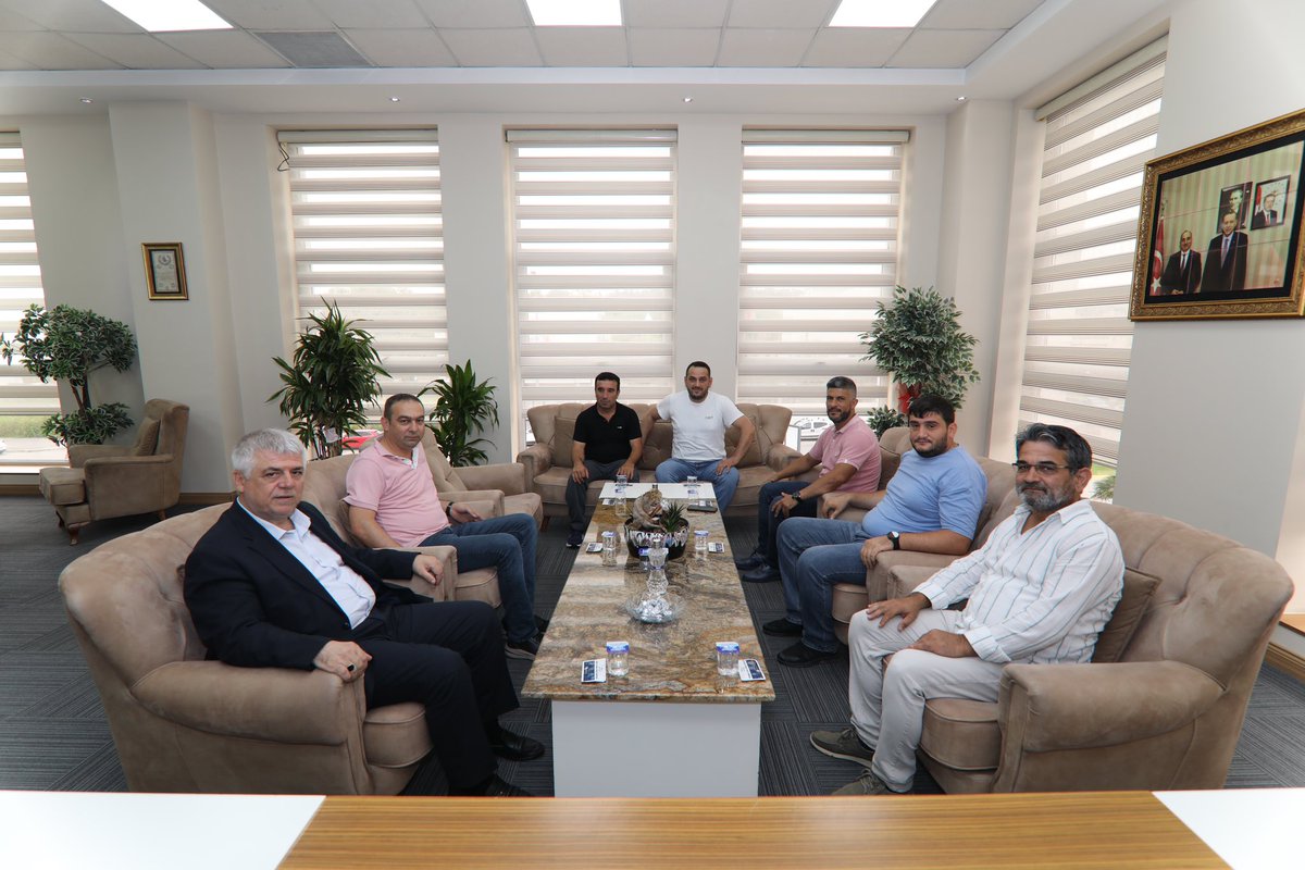 Çaybaşıbekirpaşaspor Kulübü misafirimizdi.

Kulüp Başkanı Ali Palas’a ve yönetim kurulu üyelerine nazik ziyaretlerinden dolayı teşekkür ediyorum.