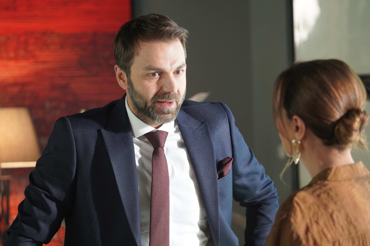yacokseversentv's tweet photo. #YaÇokSeversen'in ilk bölümünden yeni kareler! 📸 Yarın akşam saat 20.00'de @KanalD'de buluşalım. ❤️

@hafsanur_s #HaticeAslan #ŞerifErol #AzizCanerİnan @ayyapim https://t.co/eOiDAoZrui