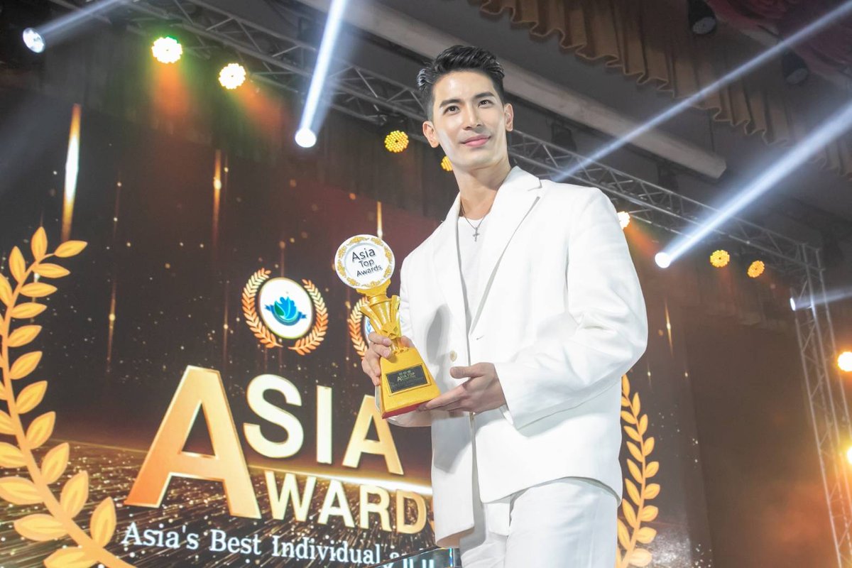 around_ent's tweet photo. สุดยิ่งใหญ่!!! ดาราไทย&amp;เอเชียกว่า 100 ชีวิต!!!  เฉิดฉายร่วมงาน ASIA TOP AWARDS 2023

อ่านต่อ: https://t.co/8WsN2fJaU5

#AsiaTopAwards2023 https://t.co/bSo6IcjGFU