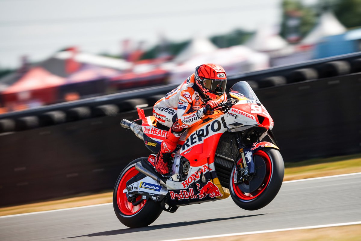 HRC_MotoGP's tweet photo. Just a little #WheelieWednesday this week 🥹 https://t.co/4NOf7iDEbm