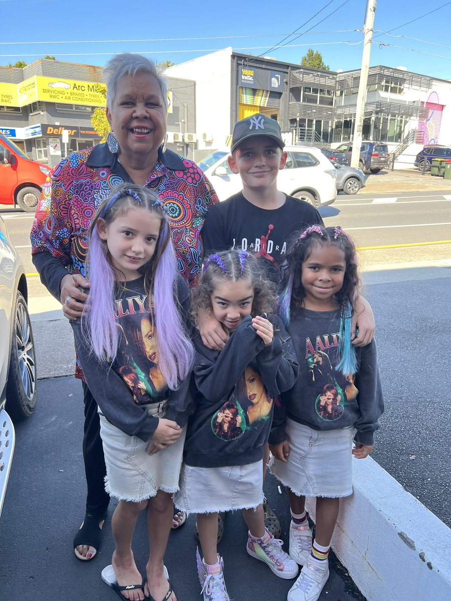 DebKilroy's tweet image. For Our Elders 🖤💛♥️

We are so honoured to have Aunty Dr Jackie Huggins AM as Sisters Inside’s Patron, our guardian, our protector, our supporter 💗

We had an awesome NAIDOC celebration lunch with many Aboriginal women &amp;amp; their children today 

#naidoc #forourelders #freeher