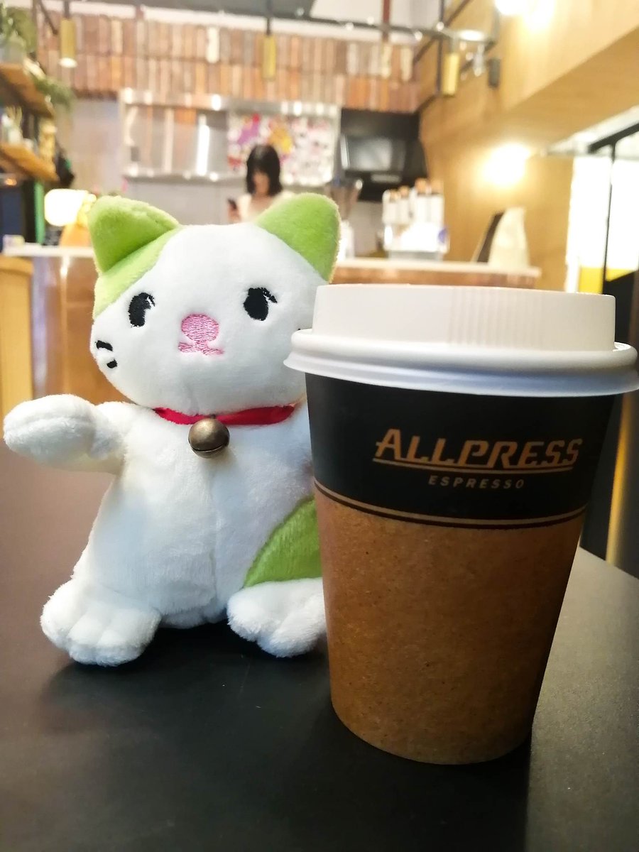 MATCHA_global's tweet photo. Enjoying a cup of #Coffee at the office today✨What are your plans for the day?✨#Matchan https://t.co/LbIDTZgsV2