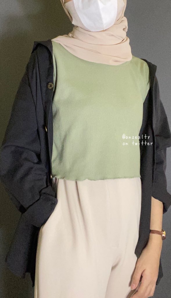 𝒿𝑒 on Twitter: "Ini lebih cocok buat yg non hijab menurutku, tangan