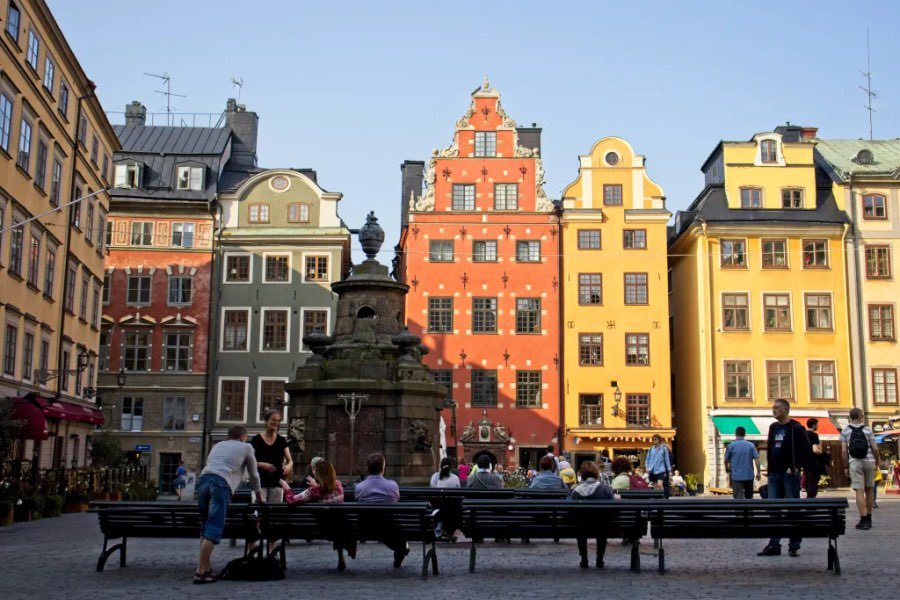 besides_obvious's tweet photo. Stockholm, the capital of Sweden, is a vibrant and beautiful city that is worth exploring for any traveler. Across 14 islands, Stockholm is famous to be as the “Venice of the North“. Due to its intricate network of waterways and canals. 🇸🇪
👉 https://t.co/UJpjUsditR https://t.co/Esn3a5lVU0