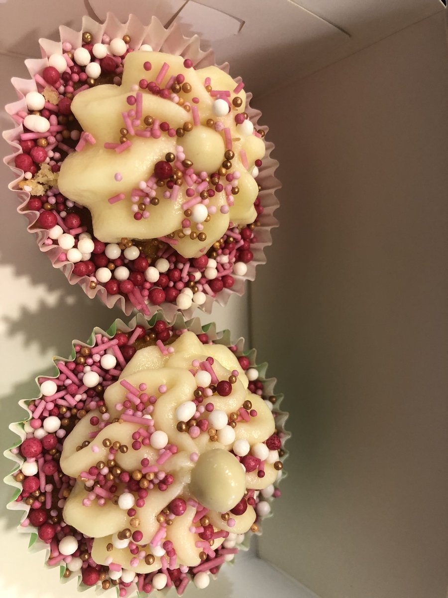 carriekirby43's tweet photo. #cakeiteasy @ENHHCharity @enherts AMU 1&2 SSU https://t.co/Wzh7mYEKKJ