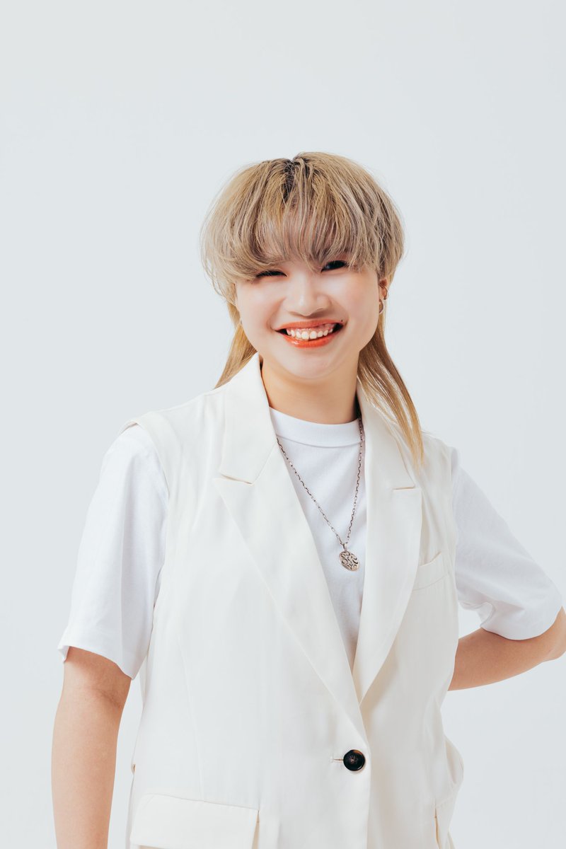 RAJ_ONEDIS_RIKA's tweet photo. 新しいプロフィール画像です!🫣⭐️
フレッシュなオールホワイトで、いい笑顔だぁ✊✨
#新しいプロフィール画像 #REALAKIBAJUNIORZ #JUNIORZ #RABU20Project https://t.co/8QFrvbTlWd