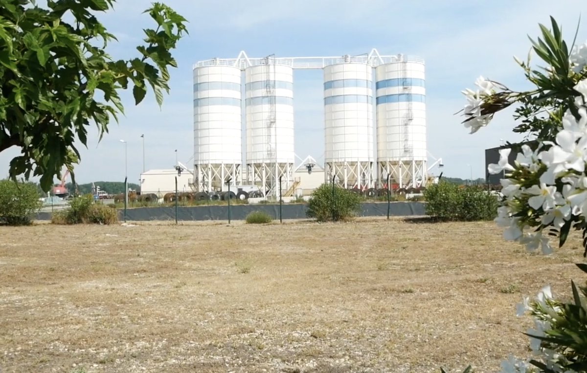 ecom_news's tweet photo. 🌍 #Arles #OpenGreenTech : Zoom sur les dernières avancées en matière de décarbonation de la #logistique. https://t.co/Q1kNQ9lFU3 @CCIPAYSARLES @Capenergies @FrenchTechGP @StephanePaglia https://t.co/e11HUEOXXs