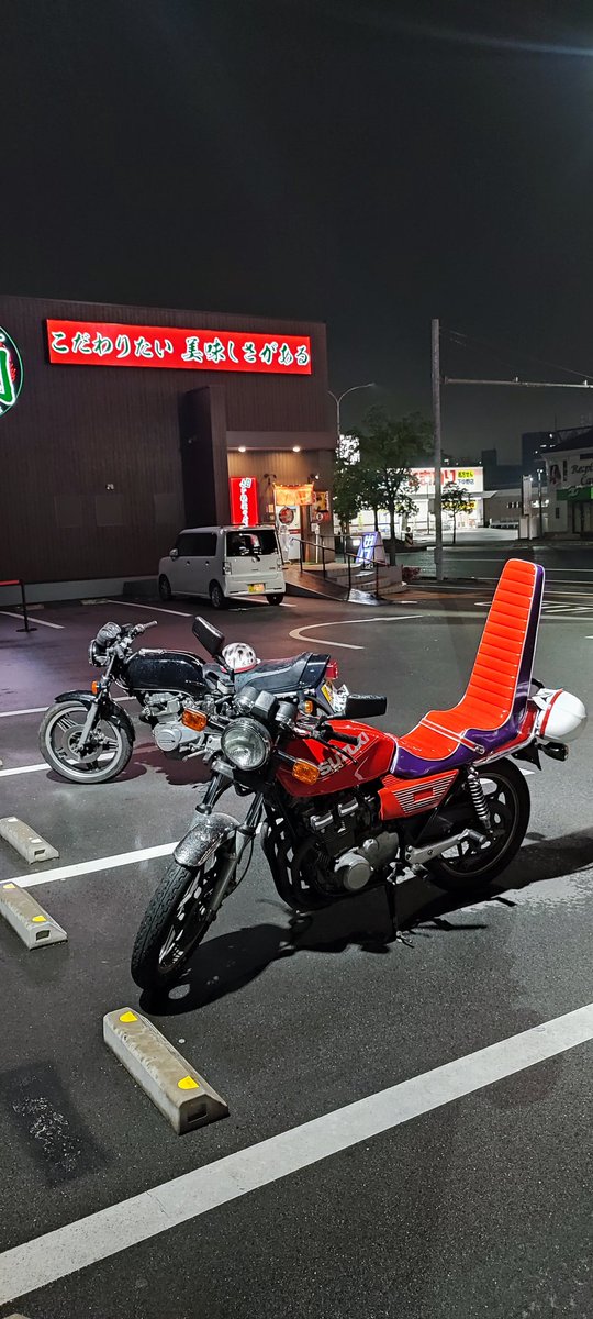JAGSX400f_TT's tweet photo. GSX400F売り
本格的に動き出したいんで誰か買ってください!🥲
4hm、NC31との交換🙆‍♂️
走行3万、オイル滲み、たまにアイドル不調有り、車検たっぷり
100万円!!!値下げ交渉受け付けます🙆‍♂️

 #拡散希望 売れた時RTしてくれた人の中から1人に2万振込ます

 #バイク売ります #バイク買います https://t.co/CBEH2uzBKG