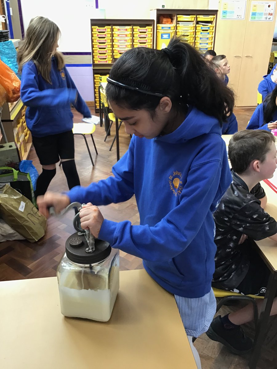 St John's CE (VA) J&I School tweet media