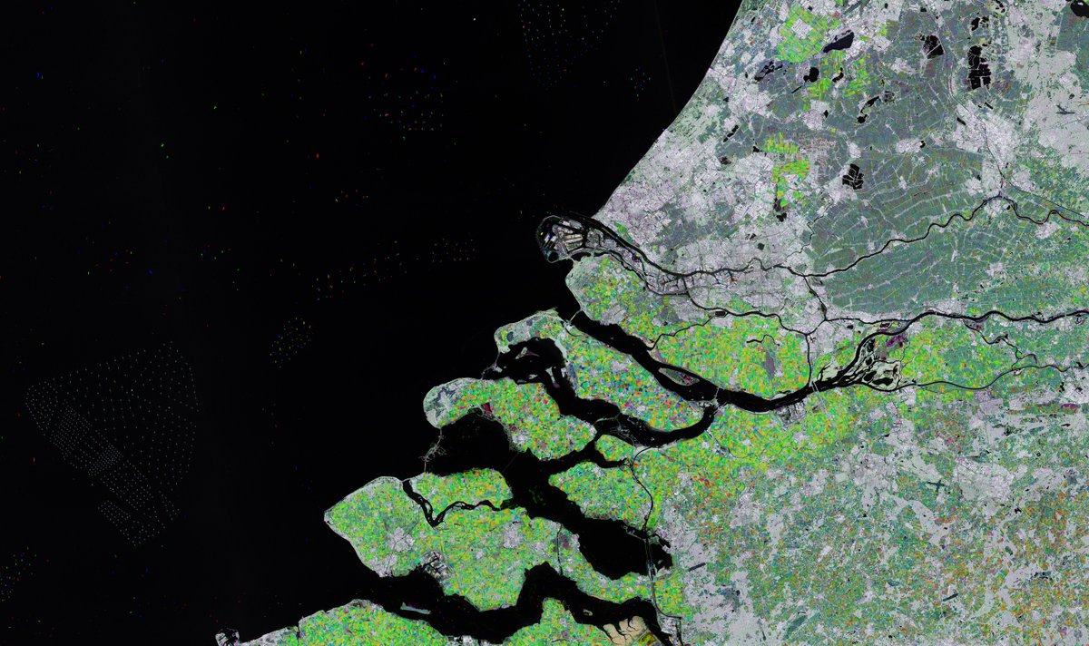 📷🇳🇱This high-resolution interactive image of the southwest Netherlands was captured over several months by <a href="/CopernicusEU/">Copernicus EU</a> #Sentinel1.
Follow the link to explore this image at its full resolution and learn about the region.
What can you see? 🌿🚢🏙️
👉  esa.int/ESA_Multimedia…