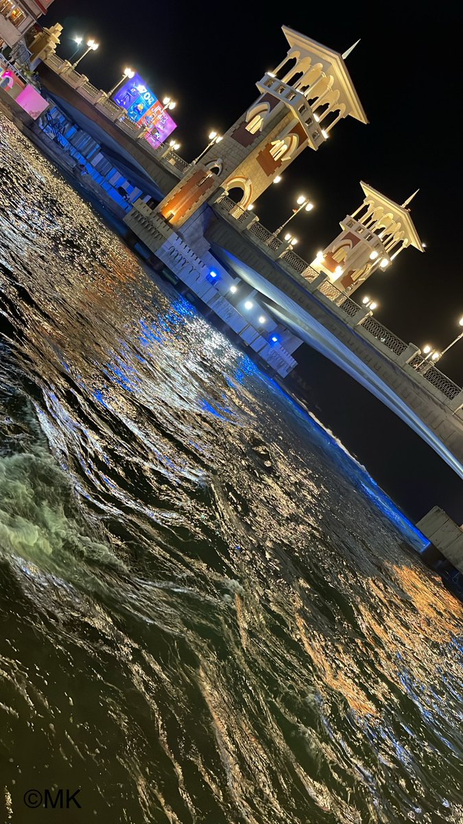 Mostafasco's tweet photo. الاسكندرية ترنيمة الزمان ومعشوقة التاريخ لا أدرى إن كنت أسكنها أم انها تسكن وتتوسد حناياى. https://t.co/hoxYwzUXxi