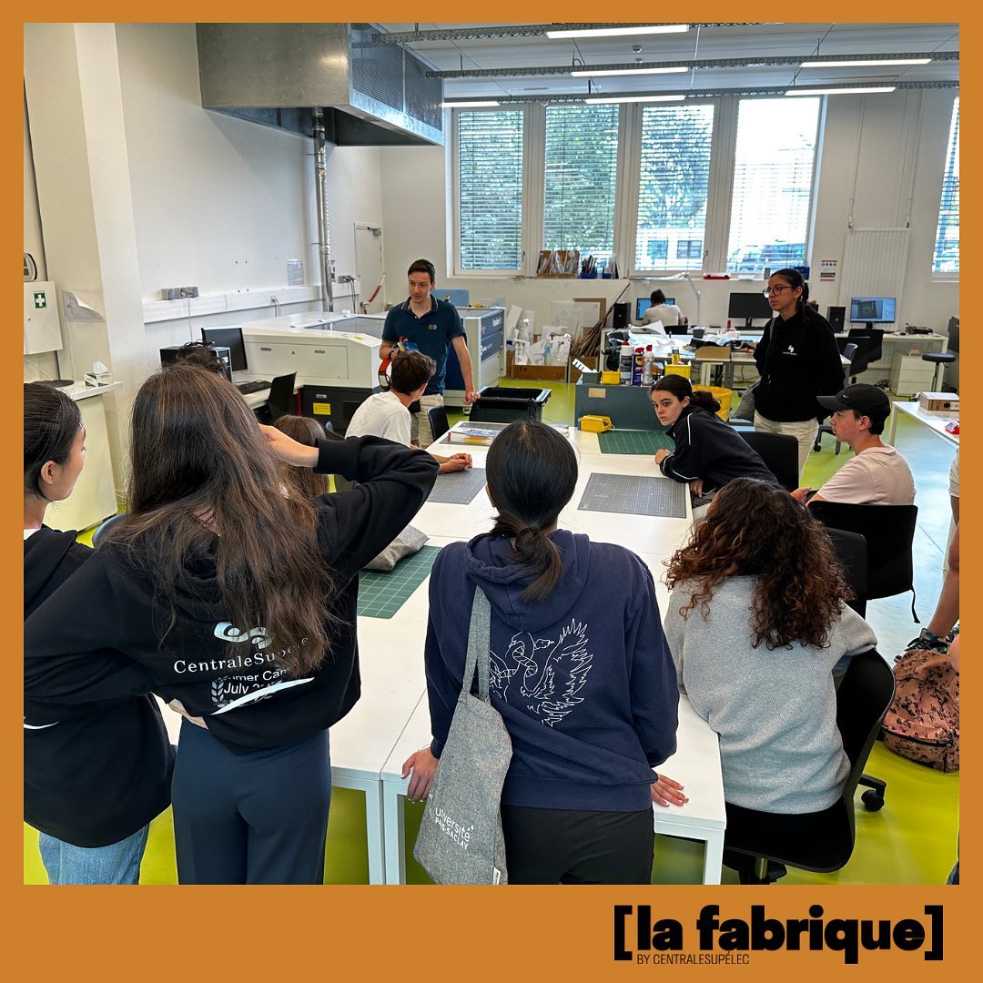 centralesupelec's tweet photo. [SUMMER CAMP]

L'édition 2023 vient de commencer : CentraleSupélec ouvre ses portes à 150 lycéens pour une découverte en immersion des études scientifiques au sein de notre campus de Paris-Saclay

Merci à @LaFabrique pour son accueil et les photos 📸 https://t.co/5H0nrtjbVR