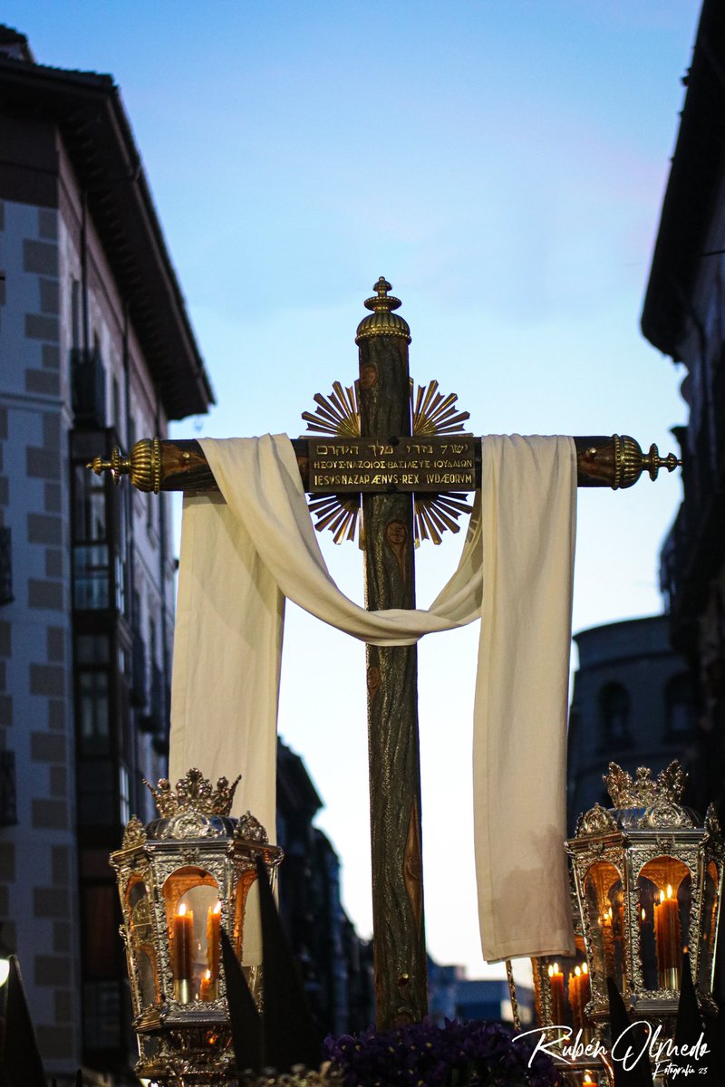 OFSCruzdesnuda's tweet photo. “La Cruz de Jesús es la Palabra con la que Dios ha respondido al mal del mundo”
🗣️ Papa Francisco
#SomosFranciscanos #OFSCruzDesnuda23 #SantaCruz #SSVLL https://t.co/W1jfPJvPW6