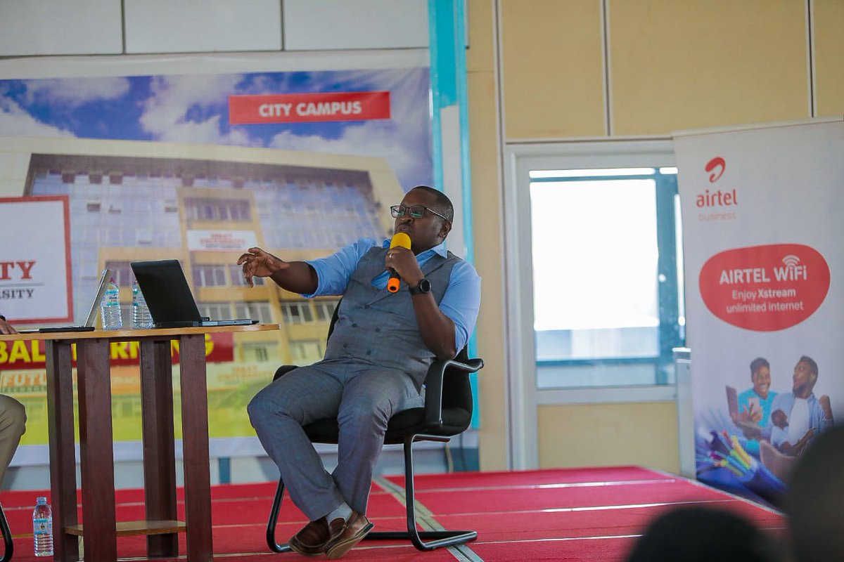 Airtel_Ug's tweet photo. @AllanSean1 @AirtelUGMD @ken_stober @SimplifiNetwork “Some people use 2G 3G ,4G so the higher the LTE one has, they will have alot more fast network and advanced over the network.
#SimplifiTechTalks #AReasonToImagine. https://t.co/FDGifofAMm