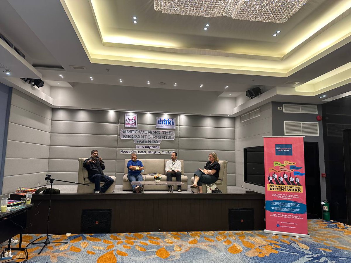 mfasia_'s tweet photo. A panel discussion on Fair and Ethical Recruitment takes place with representatives from IOM and ILO  

Later in the session, the floor was opened to cater to the questions participants had for the panelist.

#MigrantsVoicesMFA https://t.co/MhZs2cpzsI