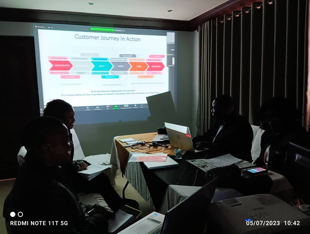 MarketersZim's tweet photo. CX class in session, Customer Journey Mapping Presentation at the ongoing #ACPD23 https://t.co/25bsM7VAgx