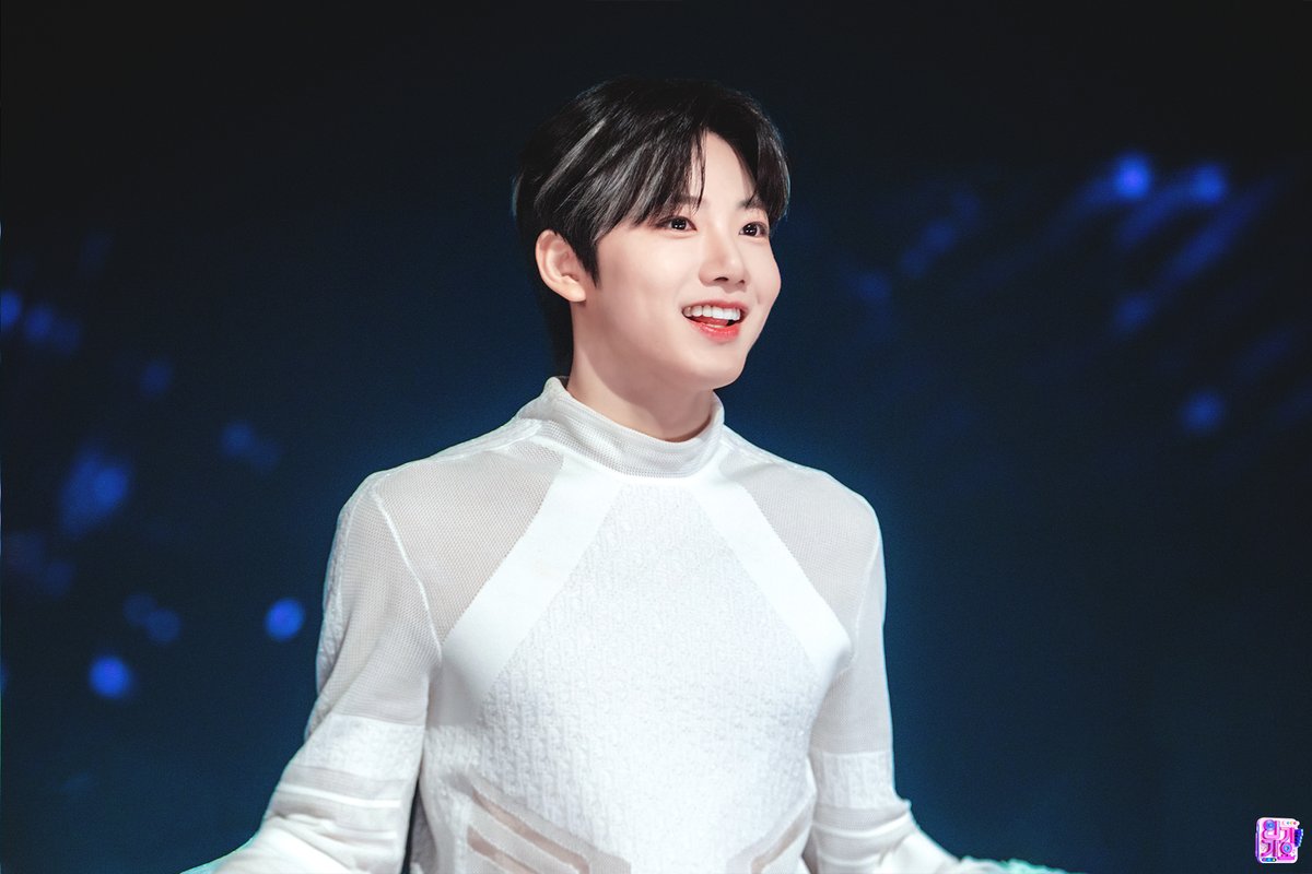 inga_sbs's tweet image. 📸230702 인기가요 #현장포토

🖼️T5 조각상 온라인 전시회🖼️

📍일시 : 2023년 7월 5일~
📍입장료 : T5를 향한 사랑 628%
📍주의사항 : So cute한 외모와는 달리 그렇지 못한 무대 장악력💥

입장하기▶️programs.sbs.co.kr/enter/gayo/vis…

#인기가요 #inkigayo #TREASURE #트레저 #T5 #T5_MOVE @ygtreasuremaker