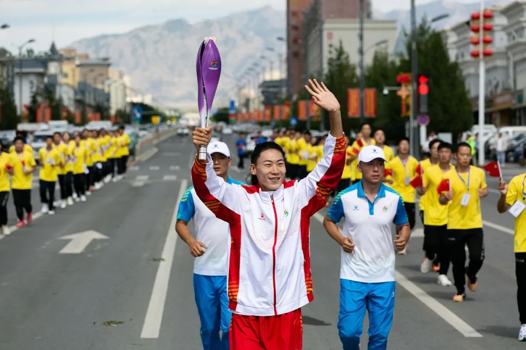 AmazingAlshaa's tweet photo. πββοΈπββοΈOn July 3, 22 torchbearers participated in the #Alshaa section of the #torchrelay for the 15th Inner Mongolia Autonomous Regional Games, igniting the flame of sportsmanship and spreading the spirit of #sports. π₯ #AlshaaUpdates https://t.co/55OUBDg06M