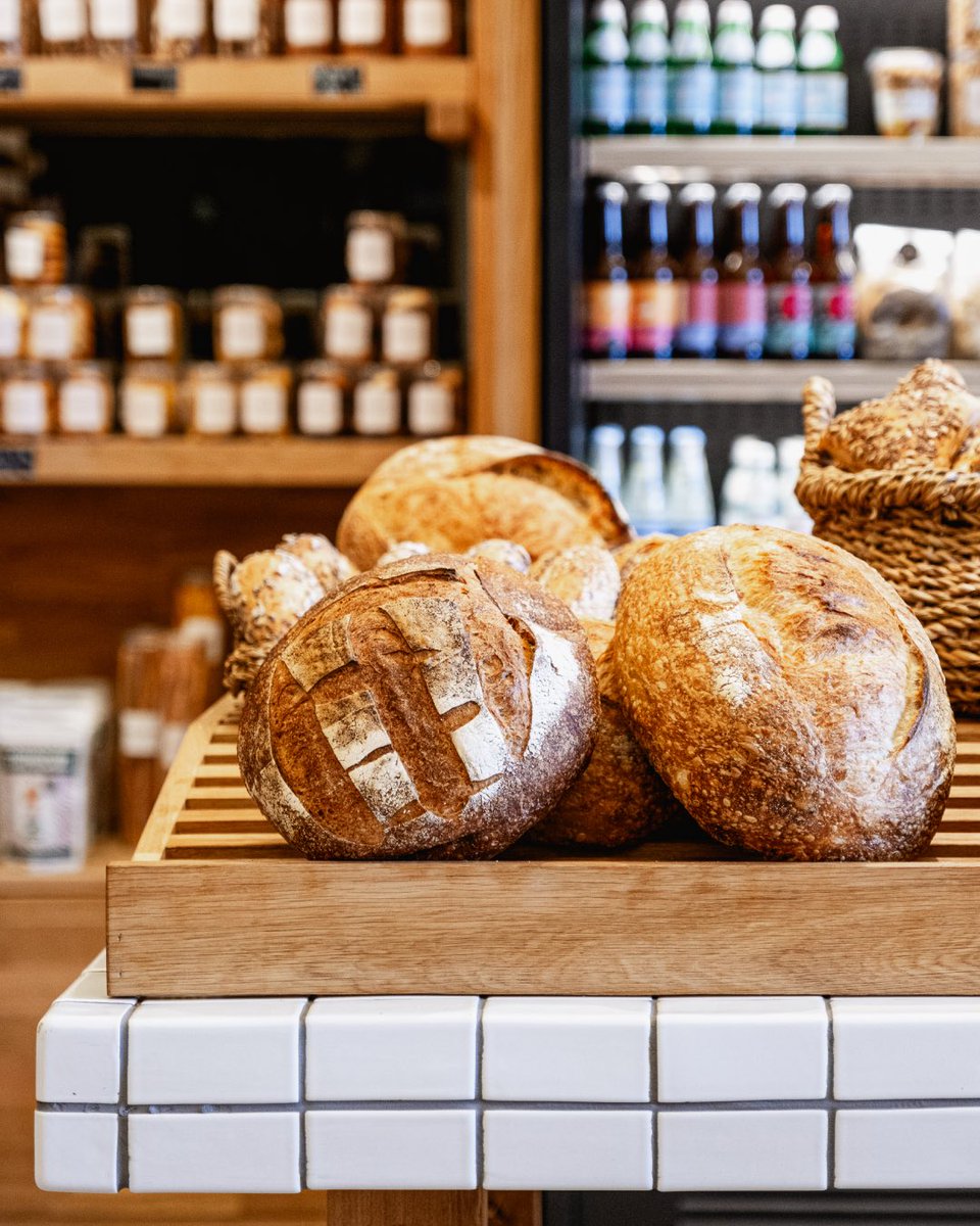 firinobakery's tweet photo. FIRIN'O'nun taze ve lezzetli ekmekleriyle sofranızı zenginleştirin! 🥖
//
Enrich your table with FIRIN'O's fresh and delicious bread! 🥖

#fırıno #artisanbakery #bakery #gaziantep #dinner #breakfast #lunch https://t.co/m55VTKe5V0