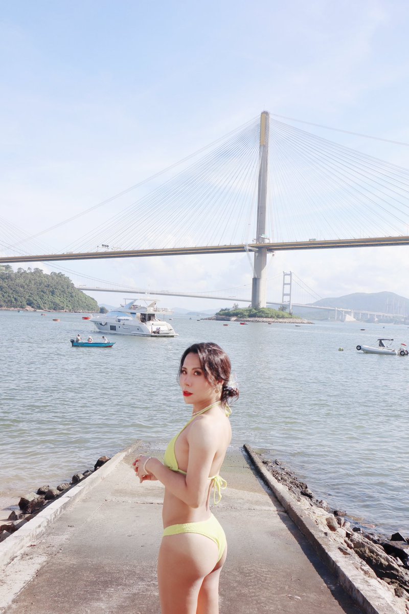 makeadifferent2's tweet photo. This is summer time 🌞 https://t.co/n9dWl4UQNk
