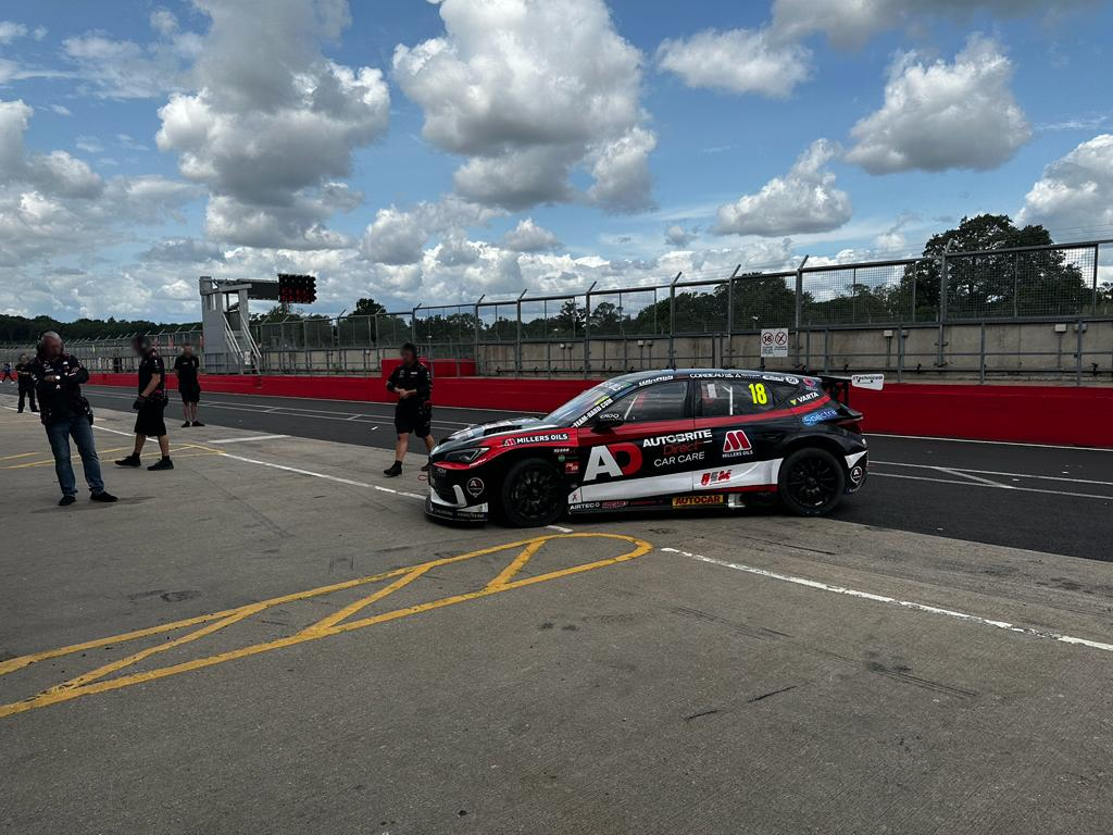 Questmead Ltd (@questmead) on Twitter photo A couple more pictures from the <a href="/BTCC/">BTCC</a> tyre test yesterday👀
#btcc #tyre #test #circuit #motorsport A couple more pictures from the <a href="/BTCC/">BTCC</a> tyre test yesterday👀
#btcc #tyre #test #circuit #motorsport