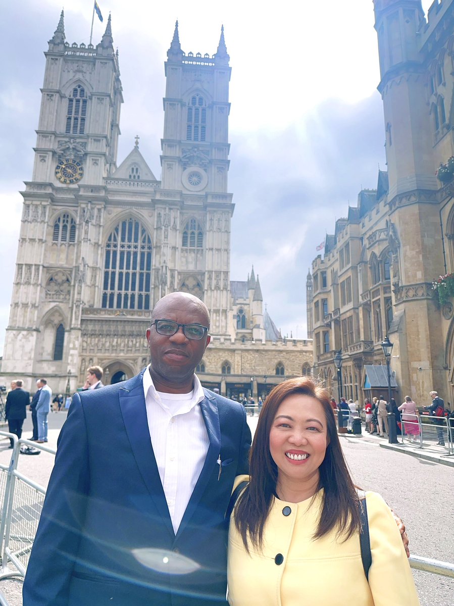 Christine Real tweet media