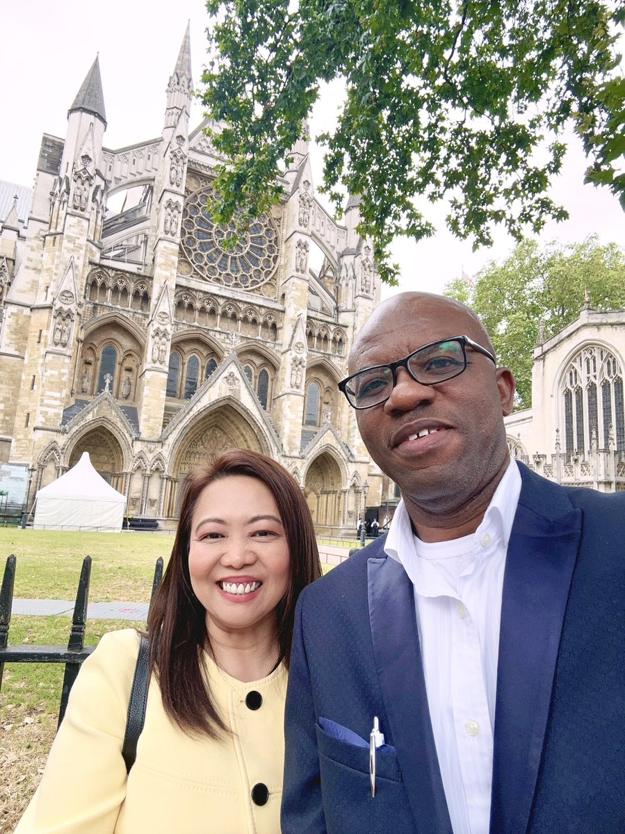 Christine Real tweet media