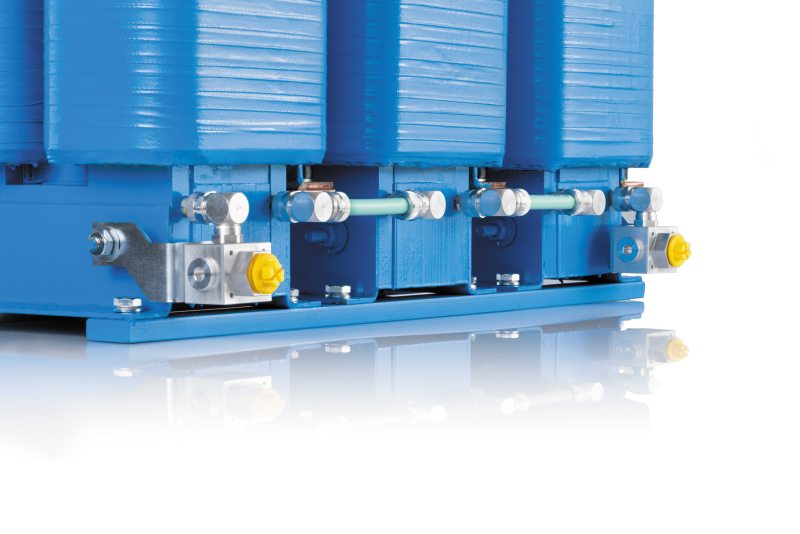 fachmedien's tweet image. Die Hans von Mangoldt GmbH setzt für die Kühlwasserversorgung der Leistungselektronik die Kühlwasseranschlüsse der Reihe »Liquidline« von Eisele ein. #Eisele #Liquidline #Kühlwasseranschlüsse #Anschlusstechnik #HöchstmöglicheSchlauchhaltekraft maschinenbau.kuhn-fachmedien.de/2023/05/25/ste…