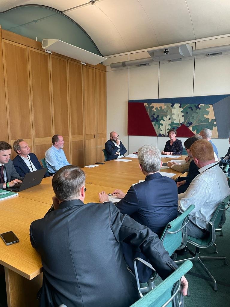 AppgDigicomms's tweet photo. The #APPGDigicomms held a meeting in Parliament earlier today, where Chair @SelaineSaxby welcomed industry leaders as well as the UK’s new Rural Connectivity Champion, @simonfell. It was great to be joined by @PaulHowellMP, @EddieHughes4WN and Simon Blagden CBE from BDUK. https://t.co/5ozuV0PKiV