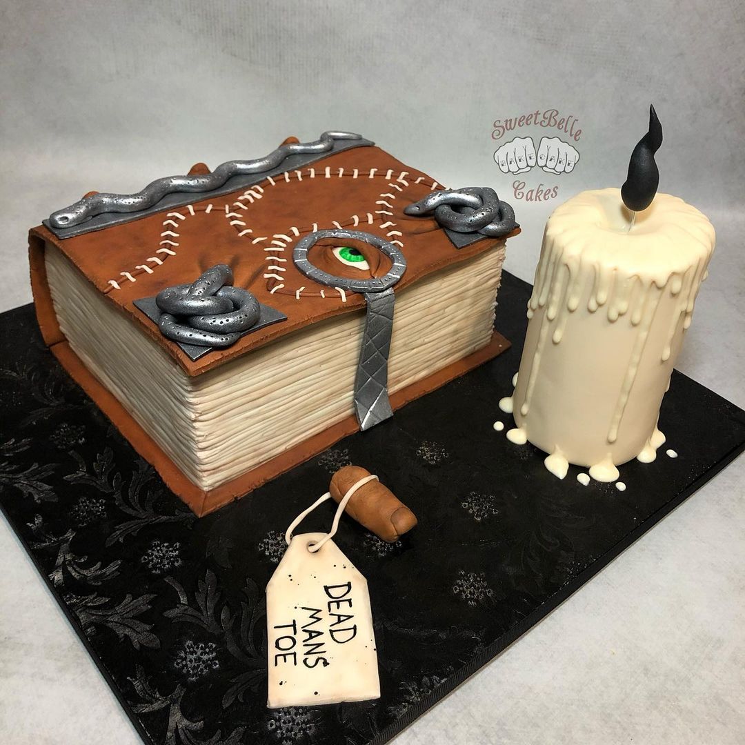 candlesloverusa's tweet photo. "#Experience the irresistible allure of our #CakeCandle 🍰🕯️. #Delight in the #mouthwatering scent of freshly baked cake while #discovering a #hiddensurprise inside. A delectable treat for your senses! #DeliciousAromas #HiddenSurprise"
Visit Us : https://t.co/kK7shrNhWm https://t.co/wpqkddewRt