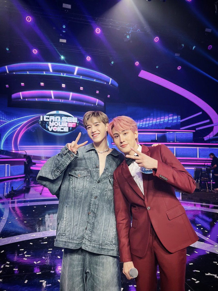 XIworldstar's tweet photo. จบไปแล้วกับรายการ I CAN SEE YOUR VOICE THAILAND TPOP EP.1 - พีพี กฤษฎ์

พีพีได้เลือกอินทัช เป็นคู่ร้องเพลงด้วยในผลงานเพลงลังเล เสน่ห์แรงไม่มีฉุด 

ขอบคุณพีพีด้วยนะค้าบ @pp.kritt 

#พีพีกฤษฏ์
#PPKRIT
#intouch_xi
#xiworldstar
#xi_th
#ICanSeeYourVoiceTPopxppkrit
#ICanSeeYourVoice https://t.co/1YLIY5EFBW
