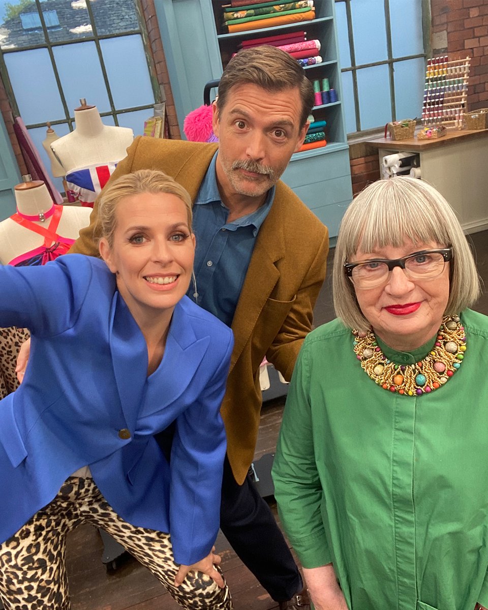 We're totally trippin' that it's Nineties Week in the sewing room. 

Tonight. 9pm. <a href="/BBCOne/">BBC One</a>. #SewingBee