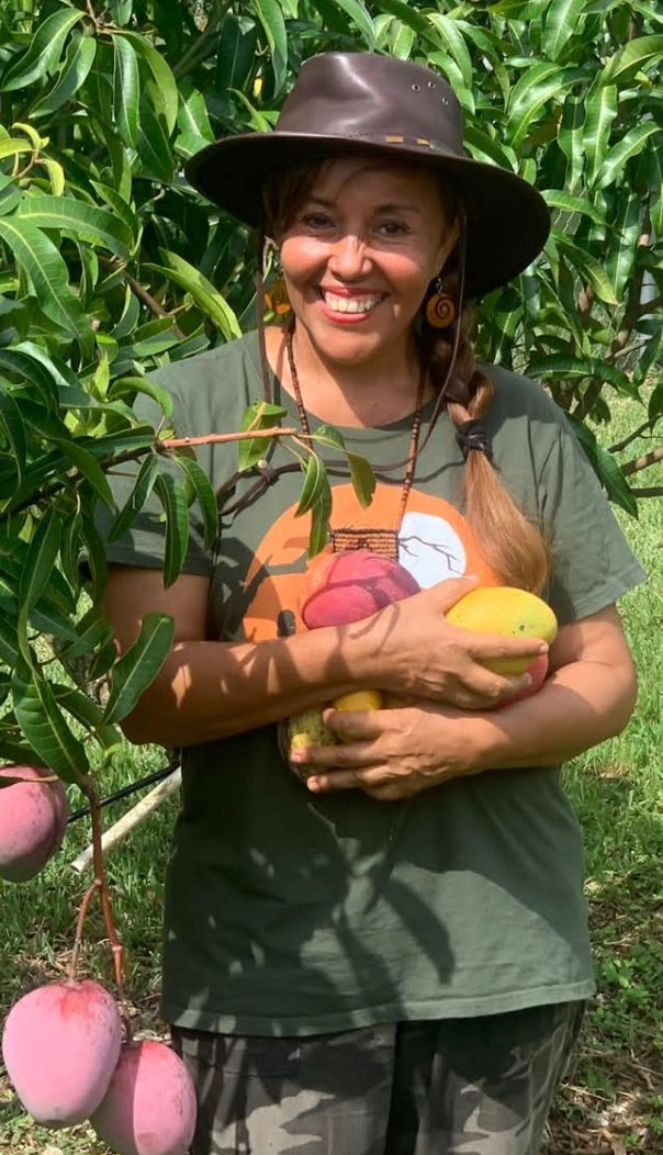 LGassenheimer's tweet photo. Height of mango season, what are the best eating ones, how do we choose and store them? Renowned expert Noris Ledesma has answers. Tune nto foodnewsandviewspodcast all major sites. https://t.co/FkEE7W6EhF