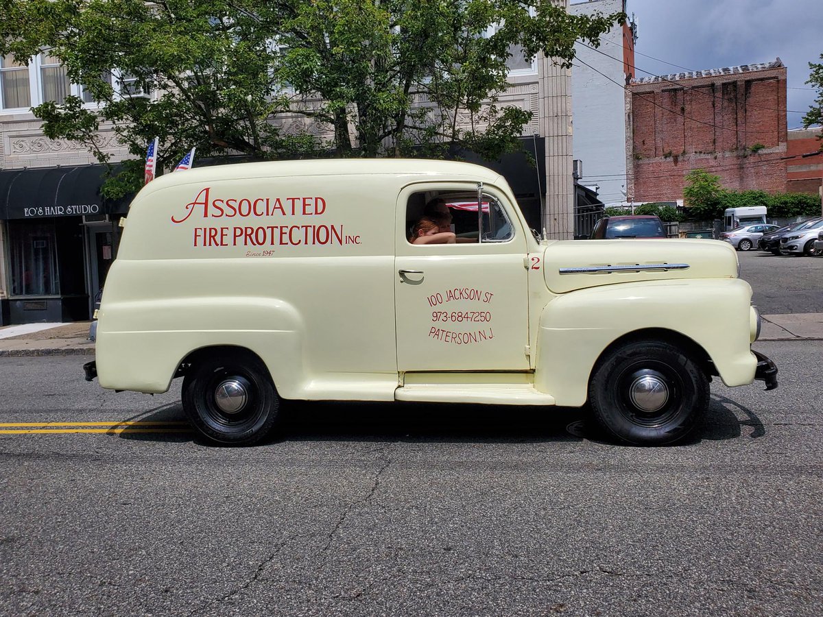 Associated_Fire tweet picture