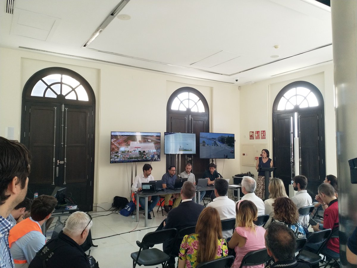 PraetorianH2020's tweet photo. What an extrordinary day for our #project! We are thrilled to announce the successful completion of PRAETORIAN's final #demonstration at the Valencia port. Special thanks to @aena, @FValenciaport, @HospitalLaFe, @grupoetra, CPBV &amp; to all participants. 
#teamwork @EU_Commission https://t.co/Q9Tq13nKYf