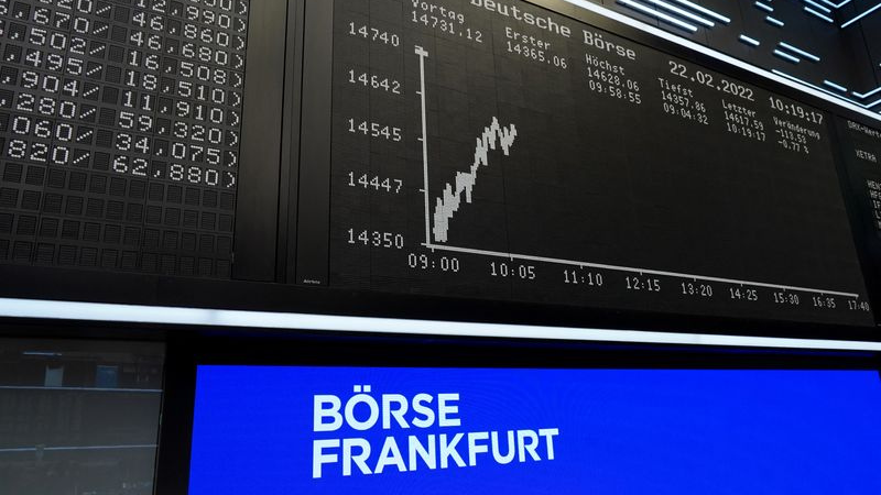 AUSGLOBALUK's tweet photo. European stock futures lower; Chinese PMI weakness hits sentiment

Visit: https://t.co/TAB6ah8kSd 

#EuropeanStockFutures #MarketSentiment #InvestmentOutlook https://t.co/Sqb6c3k09K