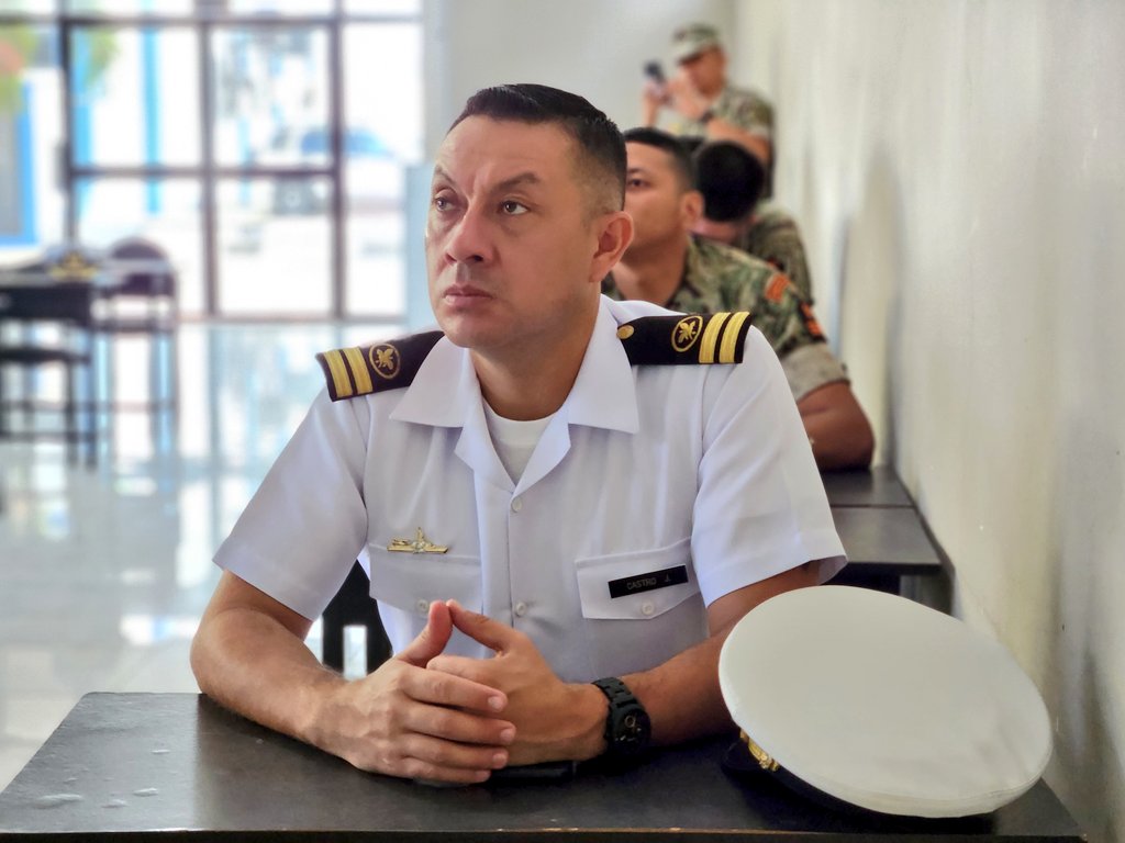 StaElenaCJ's tweet photo. #Hoy| La Dir. Prov. de @StaElenaCJ, 📚capacita a ⚓️tripulantes y oficiales⚓️ de la #Capitania en #Salinas de la @armada_ecuador, sobre la "Elaboración de partes y procedimientos en casos flagrantes marítimo🌊".
#PazJusticiaYVerdad
#CuesteLoQueCueste https://t.co/VnTSEDZUlI