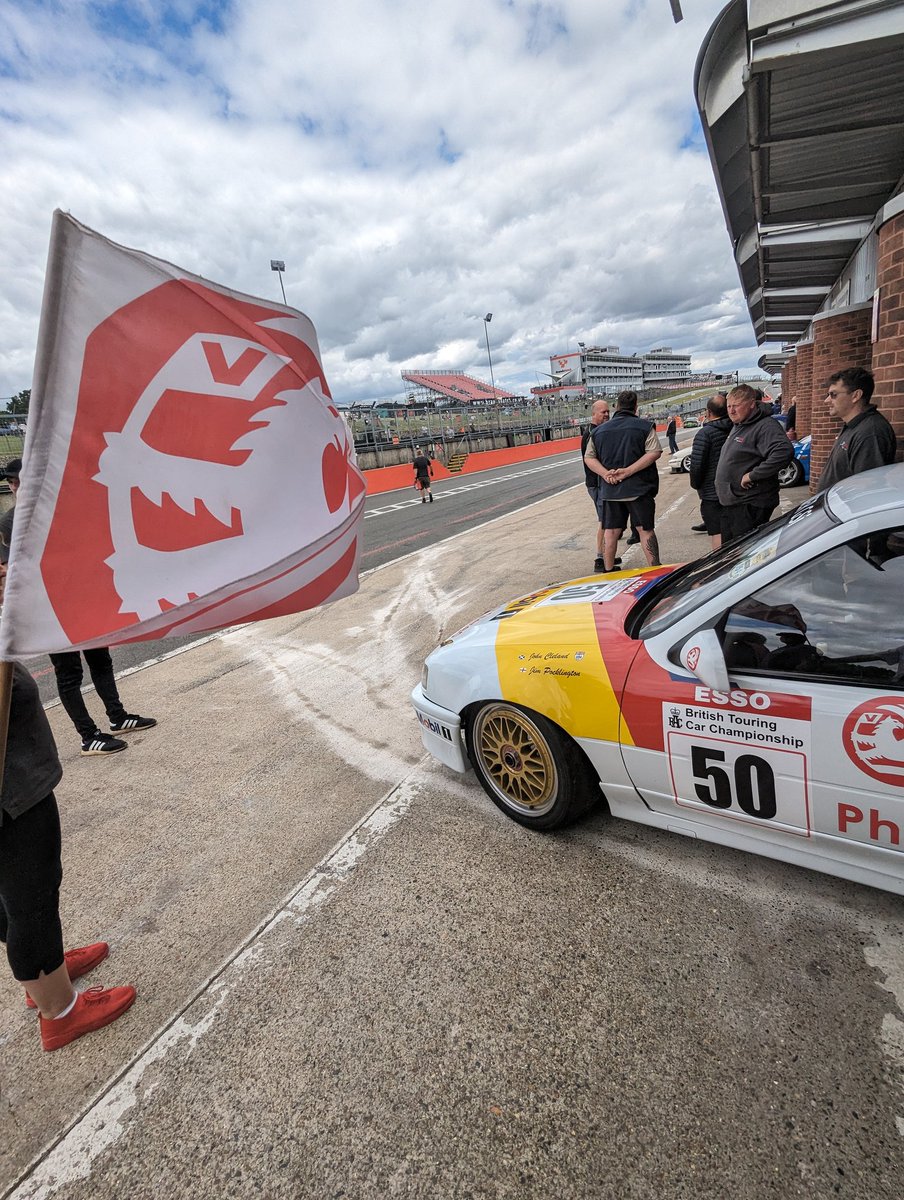 Super Touring Power at Brands Hatch.
