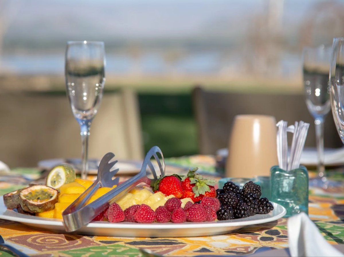 KonnectSafaris's tweet photo. 📌 CHUI LODGE - NAIVASHA

RATES FOR 2 PEOPLE 
》 KSH. 62,914

INCLUSIVE OF;
- 2 Nights Full Board Accommodation 
- Soft Drinks
- Beers
- House wines &amp; spirits 
- Shared Game Drives 
- Oserengoni Sanctuary Fees

Call/WhatsApp 
+254 728 069 762
#Resign
#JaysonOtieono #Odingaism https://t.co/kjFEhZLfBH