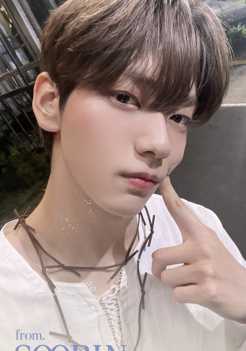 iamurbudbin's tweet photo. 너어무 잘생겼어요...
포카로 가지고 싶어요 🥺🥺 https://t.co/eWsLpLJ6zj
