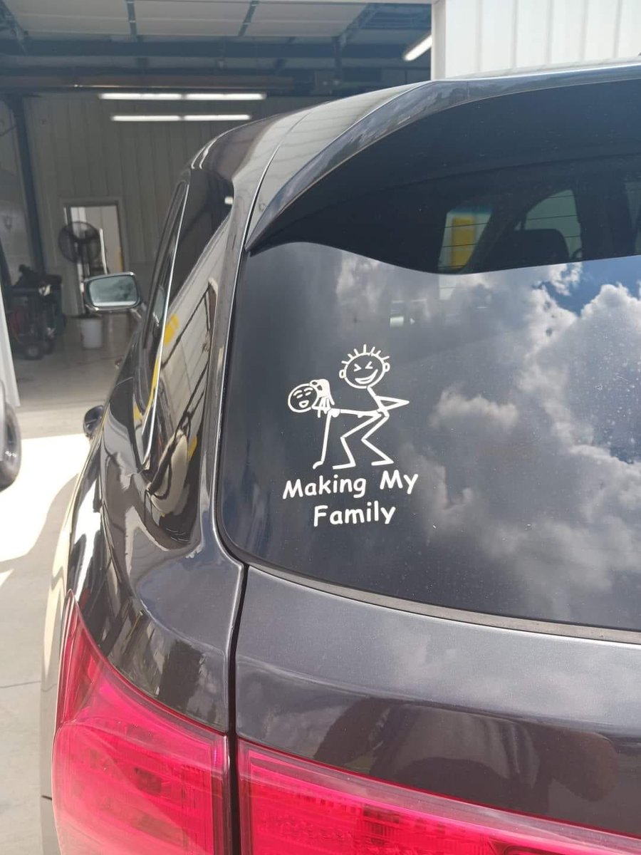atg_curry's tweet photo. If you see me at the drive in and my car rocking leave me tf alone fool. #youcanread https://t.co/Mx9xsy2WoW