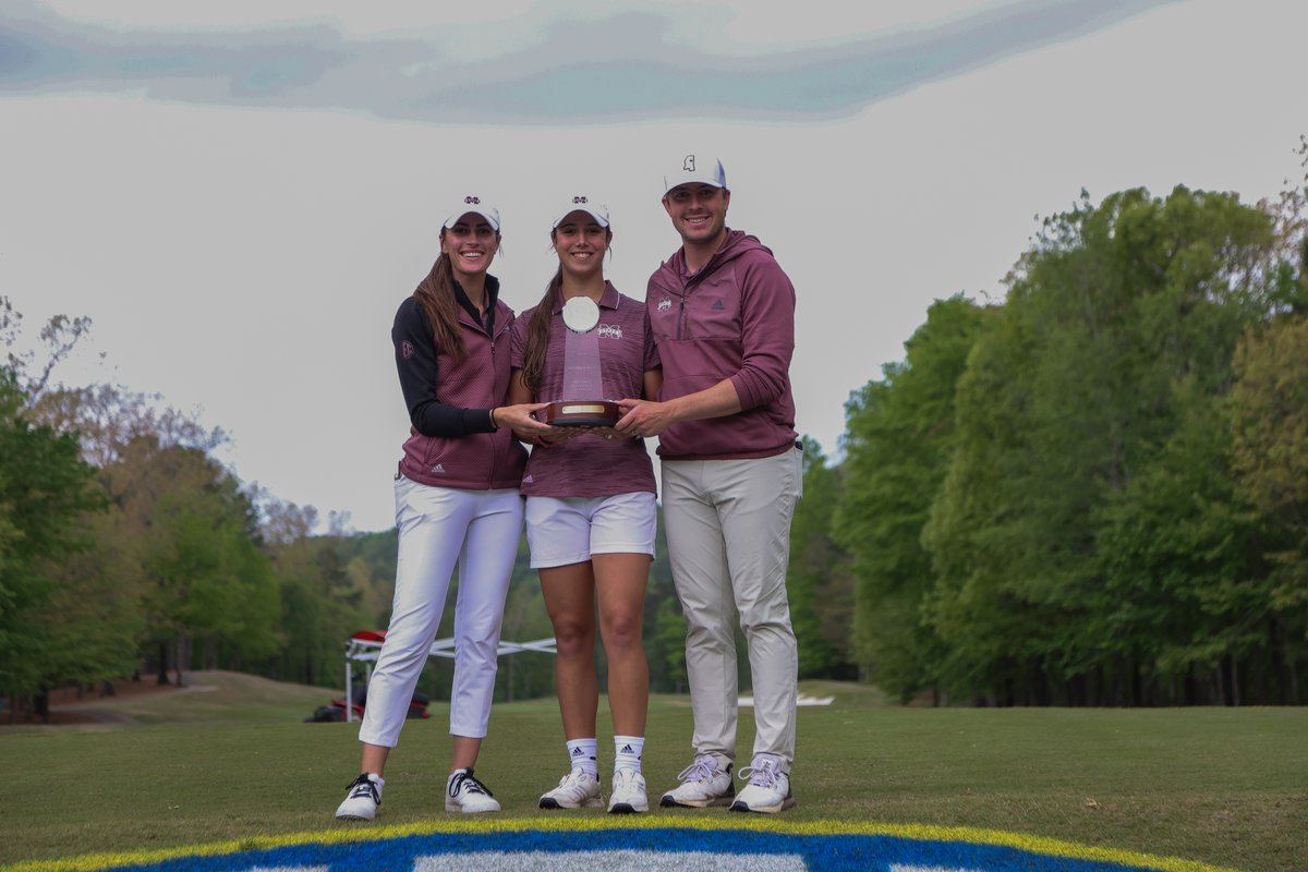 HailStateWG's tweet photo. Hit that ♥️ to help us wish Coach @ChEwing00 a very 𝓗𝓪𝓹𝓹𝔂 𝓑𝓲𝓻𝓽𝓱𝓭𝓪𝔂‼️

#HailState🐶 https://t.co/N4MzgLeCXQ