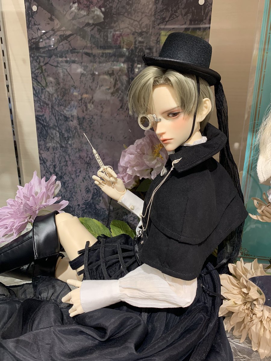 szhzl__2356's tweet photo. DOLKラジオ会館店さんに SEZZ - The Underworld ver. Limited を見に行ってきました〜
実物のSEZZくん見るの初めて… 美…
秋に吸血鬼SEZZくんお迎えするのますます楽しみになった、、🥰
#SEZZ #iossezz https://t.co/mS781h9dOY