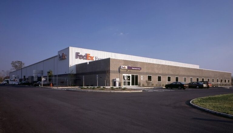From The Briefing: 7-5-23
@JG_Petrucci , <a href="/FedEx/">FedEx</a> sign 100,000 sq. ft. #renewal for last-mile #facility in #Hamilton
<a href="/BlauBergCompany/">The Blau & Berg Co.</a> <a href="/jasonmcrimmins/">Jason Crimmins, CCIM, SIOR</a> 

ow.ly/ge6R50P3RkX

#NewJersey #NJ #TheDailyBriefing #commercialrealestate #RealEstateNJ #news #buy #deal #CRE #NJCRE #RENJ