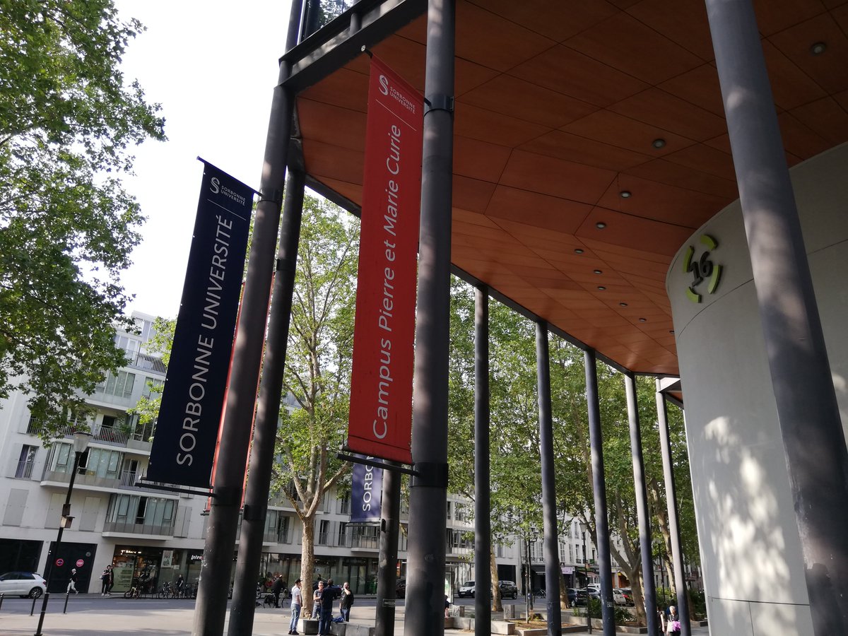 The visit to the Institute of Minerology @IMPMC_Lab in Sorbonne was mainly to test new high-pressure equipment, but as a bonus we got to visit the crystal museum, which among other things, hosts a bunch of quantum magnets.