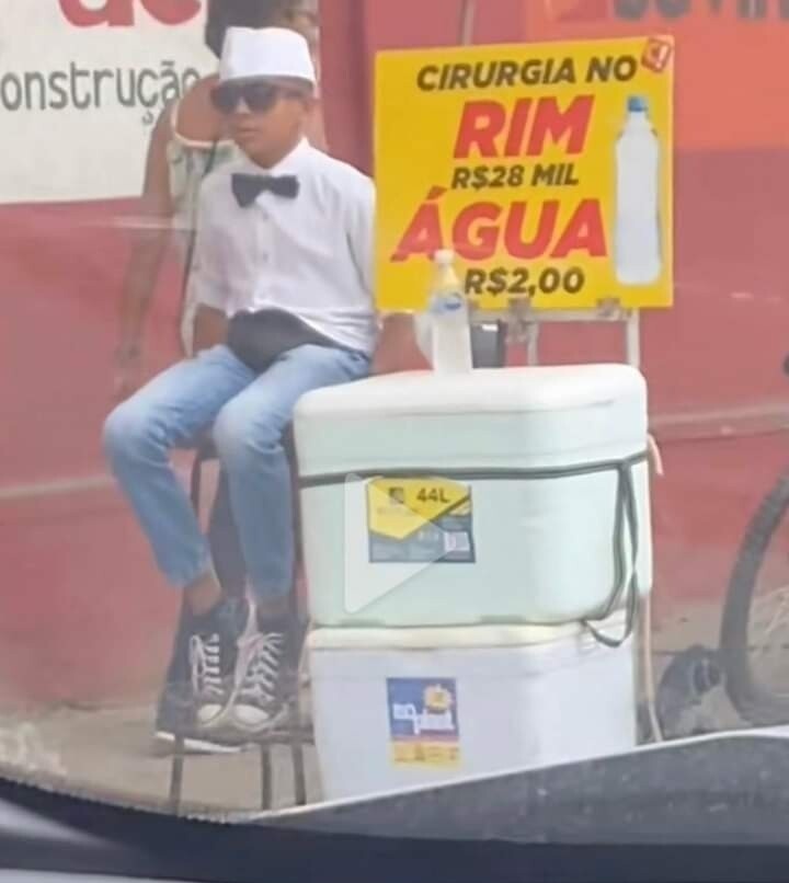 FilosofiaMderna's tweet photo. Brasil é o país da publicidade https://t.co/ZJKYOOdb8Z